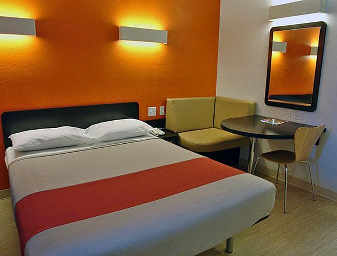 Park Inn By Radisson Уолнът Крийк Екстериор снимка