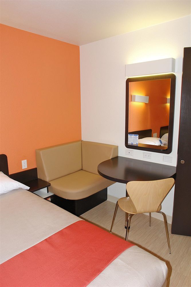 Park Inn By Radisson Уолнът Крийк Екстериор снимка