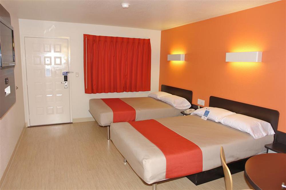 Park Inn By Radisson Уолнът Крийк Стая снимка